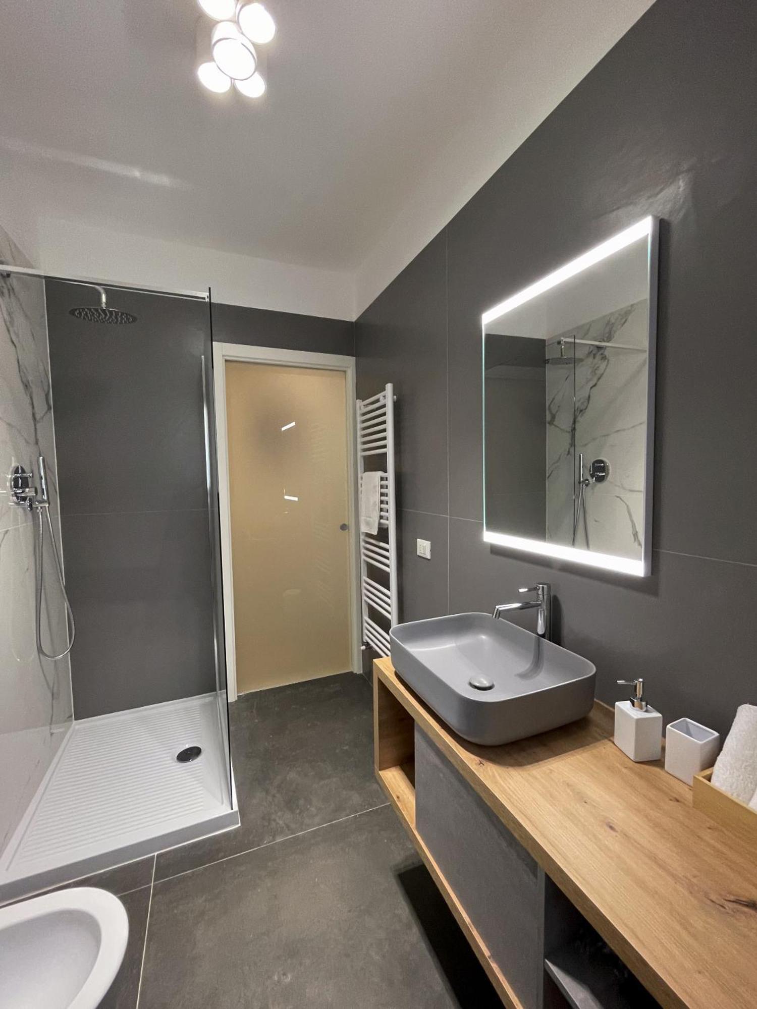7Suites Empoli Ngoại thất bức ảnh